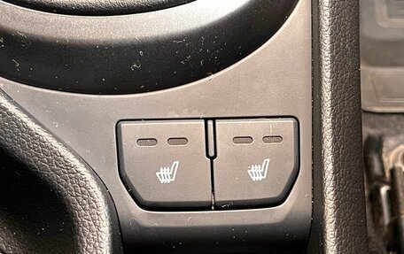 KIA Rio III рестайлинг, 2015 год, 999 000 рублей, 21 фотография