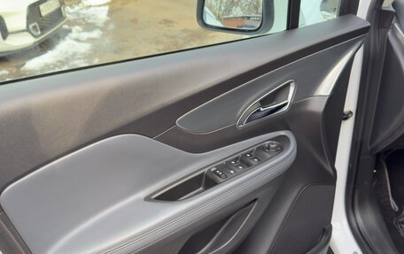 Opel Mokka I, 2013 год, 1 300 000 рублей, 7 фотография