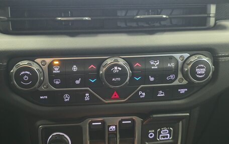 Jeep Wrangler, 2025 год, 8 390 000 рублей, 13 фотография