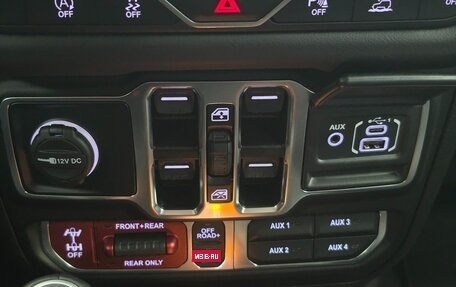 Jeep Wrangler, 2025 год, 8 390 000 рублей, 12 фотография