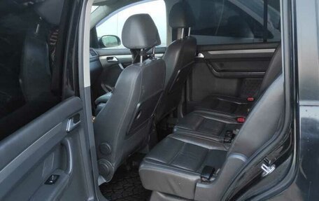 Volkswagen Touran III, 2008 год, 950 000 рублей, 9 фотография