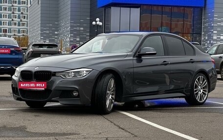 BMW 3 серия, 2018 год, 3 100 000 рублей, 4 фотография