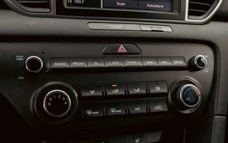 KIA Sportage IV рестайлинг, 2018 год, 1 895 000 рублей, 15 фотография