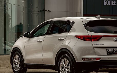 KIA Sportage IV рестайлинг, 2018 год, 1 895 000 рублей, 9 фотография