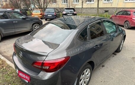 Opel Astra J, 2014 год, 850 000 рублей, 3 фотография