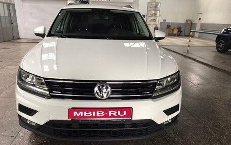 Volkswagen Tiguan II, 2020 год, 3 170 000 рублей, 1 фотография