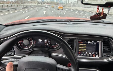 Dodge Challenger III рестайлинг 2, 2020 год, 4 150 000 рублей, 8 фотография