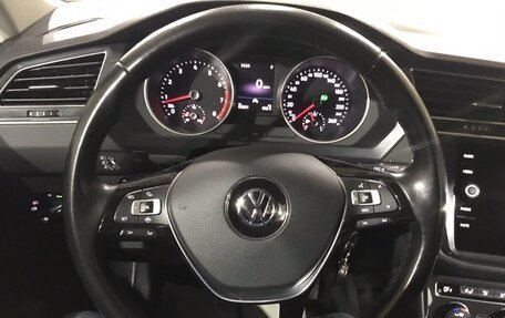 Volkswagen Tiguan II, 2020 год, 3 170 000 рублей, 7 фотография