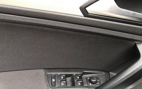 Volkswagen Tiguan II, 2020 год, 3 170 000 рублей, 12 фотография