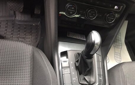 Volkswagen Tiguan II, 2020 год, 3 170 000 рублей, 9 фотография