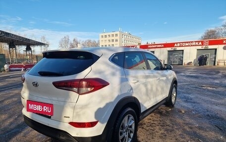 Hyundai Tucson III, 2017 год, 1 900 000 рублей, 3 фотография