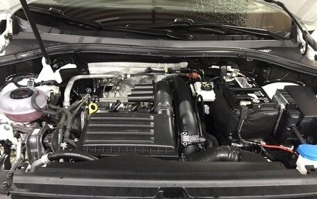 Volkswagen Tiguan II, 2020 год, 3 170 000 рублей, 14 фотография