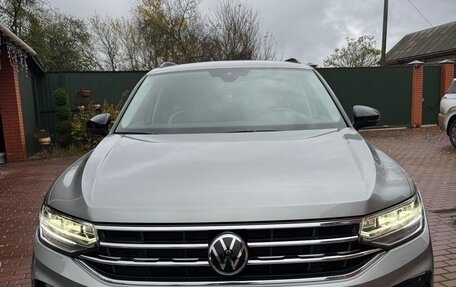 Volkswagen Tiguan II, 2021 год, 4 500 000 рублей, 6 фотография