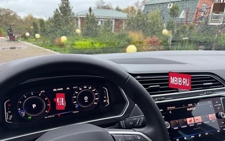 Volkswagen Tiguan II, 2021 год, 4 500 000 рублей, 3 фотография