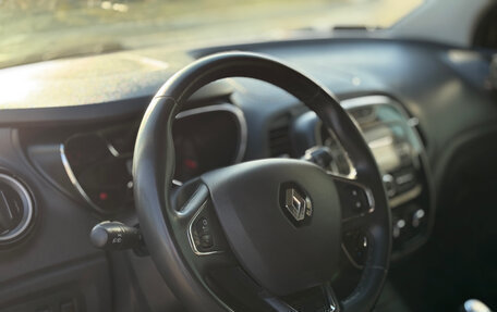 Renault Kaptur I рестайлинг, 2019 год, 1 800 000 рублей, 9 фотография
