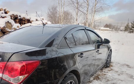 Chevrolet Cruze II, 2010 год, 575 000 рублей, 6 фотография
