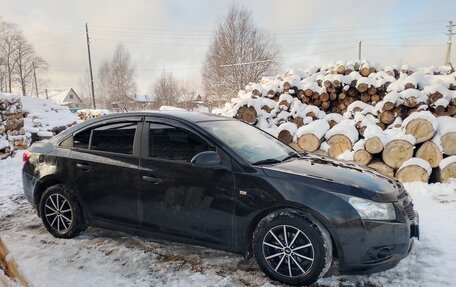 Chevrolet Cruze II, 2010 год, 575 000 рублей, 8 фотография