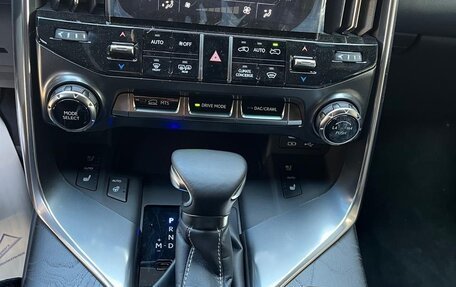 Lexus LX, 2024 год, 18 200 000 рублей, 11 фотография