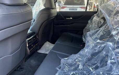 Lexus LX, 2024 год, 18 200 000 рублей, 13 фотография