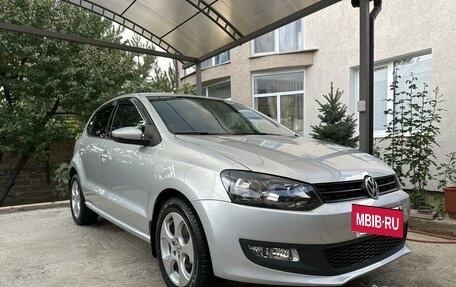 Volkswagen Polo VI (EU Market), 2013 год, 1 100 000 рублей, 2 фотография