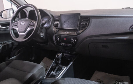 Hyundai Solaris II рестайлинг, 2020 год, 1 649 000 рублей, 16 фотография