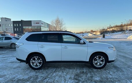 Mitsubishi Outlander III рестайлинг 3, 2012 год, 1 297 000 рублей, 7 фотография
