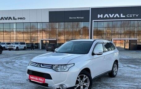 Mitsubishi Outlander III рестайлинг 3, 2012 год, 1 297 000 рублей, 2 фотография