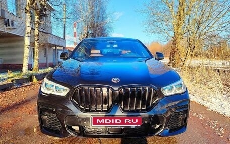 BMW X6, 2022 год, 11 300 000 рублей, 2 фотография