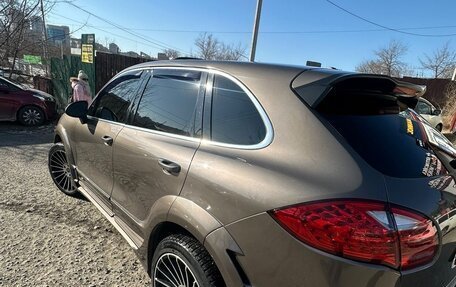 Porsche Cayenne III, 2010 год, 2 800 000 рублей, 2 фотография