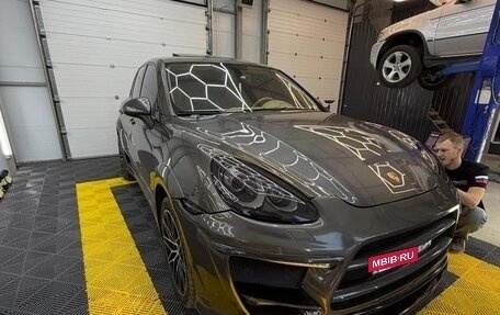 Porsche Cayenne III, 2010 год, 2 800 000 рублей, 8 фотография