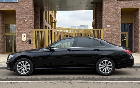 Mercedes-Benz E-Класс, 2019 год, 2 900 000 рублей, 6 фотография