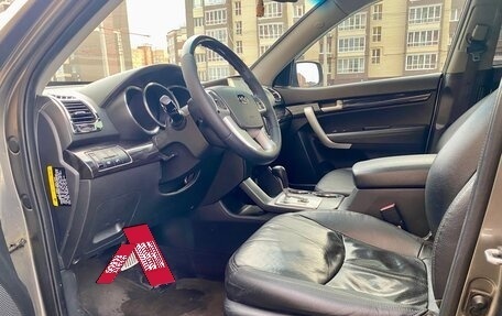 KIA Sorento II рестайлинг, 2010 год, 1 250 000 рублей, 9 фотография