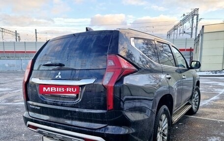 Mitsubishi Pajero Sport III рестайлинг, 2022 год, 4 500 000 рублей, 4 фотография