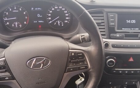 Hyundai Solaris II рестайлинг, 2018 год, 1 300 000 рублей, 11 фотография