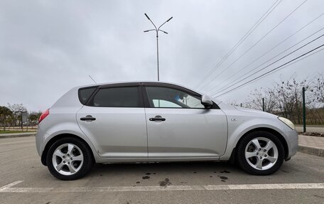 KIA cee'd I рестайлинг, 2008 год, 670 000 рублей, 12 фотография