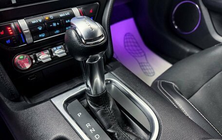 Ford Mustang VI рестайлинг, 2019 год, 3 000 000 рублей, 19 фотография