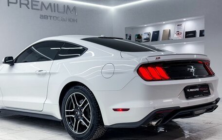 Ford Mustang VI рестайлинг, 2019 год, 3 000 000 рублей, 11 фотография