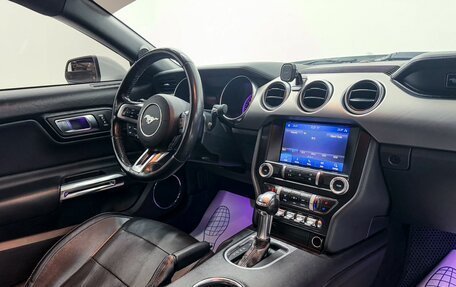 Ford Mustang VI рестайлинг, 2019 год, 3 000 000 рублей, 13 фотография