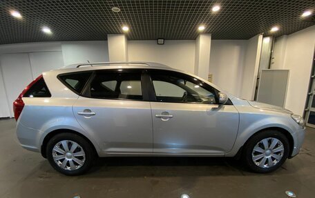 KIA cee'd I рестайлинг, 2010 год, 600 000 рублей, 2 фотография