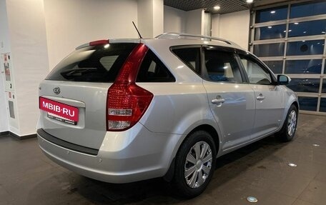 KIA cee'd I рестайлинг, 2010 год, 600 000 рублей, 3 фотография