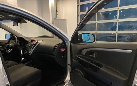 KIA cee'd I рестайлинг, 2010 год, 600 000 рублей, 26 фотография