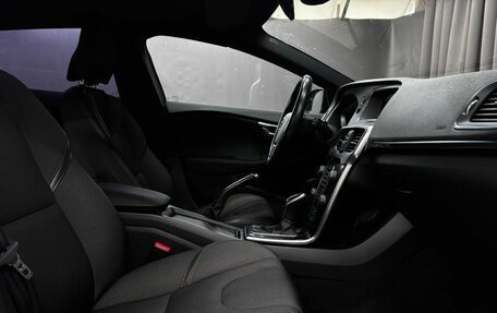 Volvo V40 Cross Country I, 2017 год, 1 619 888 рублей, 11 фотография