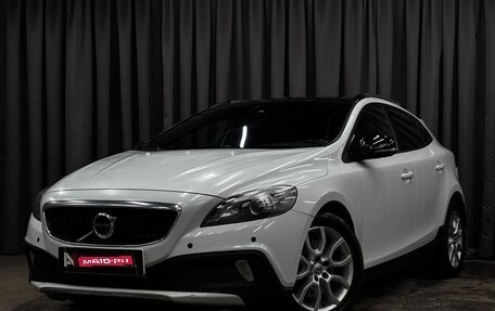 Volvo V40 Cross Country I, 2017 год, 1 619 888 рублей, 1 фотография