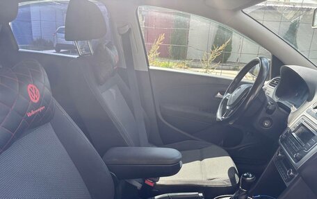 Volkswagen Polo VI (EU Market), 2016 год, 1 050 000 рублей, 4 фотография