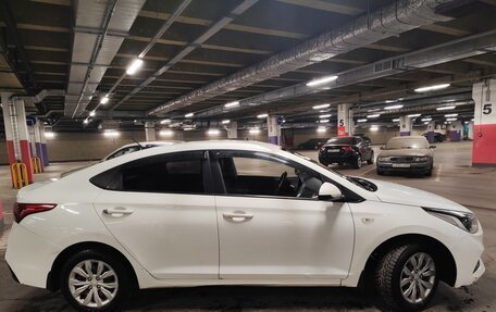 Hyundai Solaris II рестайлинг, 2017 год, 720 000 рублей, 8 фотография