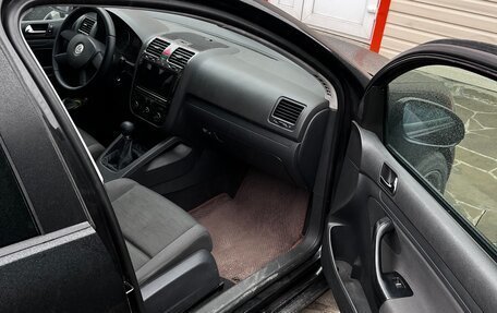 Volkswagen Golf V, 2004 год, 570 000 рублей, 11 фотография