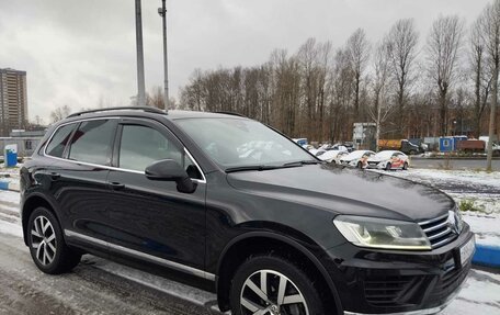 Volkswagen Touareg III, 2017 год, 3 300 000 рублей, 2 фотография