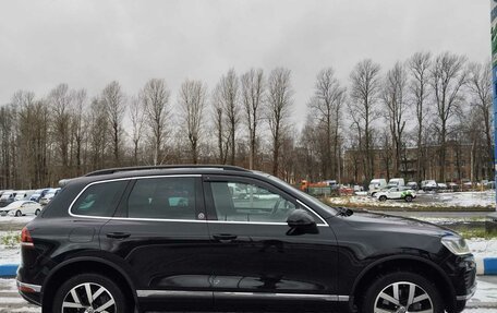 Volkswagen Touareg III, 2017 год, 3 300 000 рублей, 3 фотография