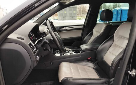 Volkswagen Touareg III, 2017 год, 3 300 000 рублей, 8 фотография