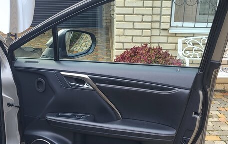 Lexus RX IV рестайлинг, 2017 год, 3 650 000 рублей, 10 фотография